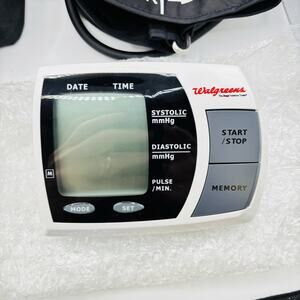 Blood Pressure Pulse Monitor Automatic Inflate By Walgreens BM-625W Tested Works